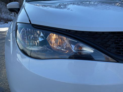 Used 2023 Chrysler Voyager LX image 29