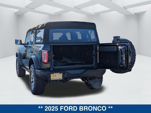 Certified 2025 Ford Bronco Badlands image 13