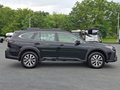 Used 2025 Subaru Outback AWD/4WD image 10