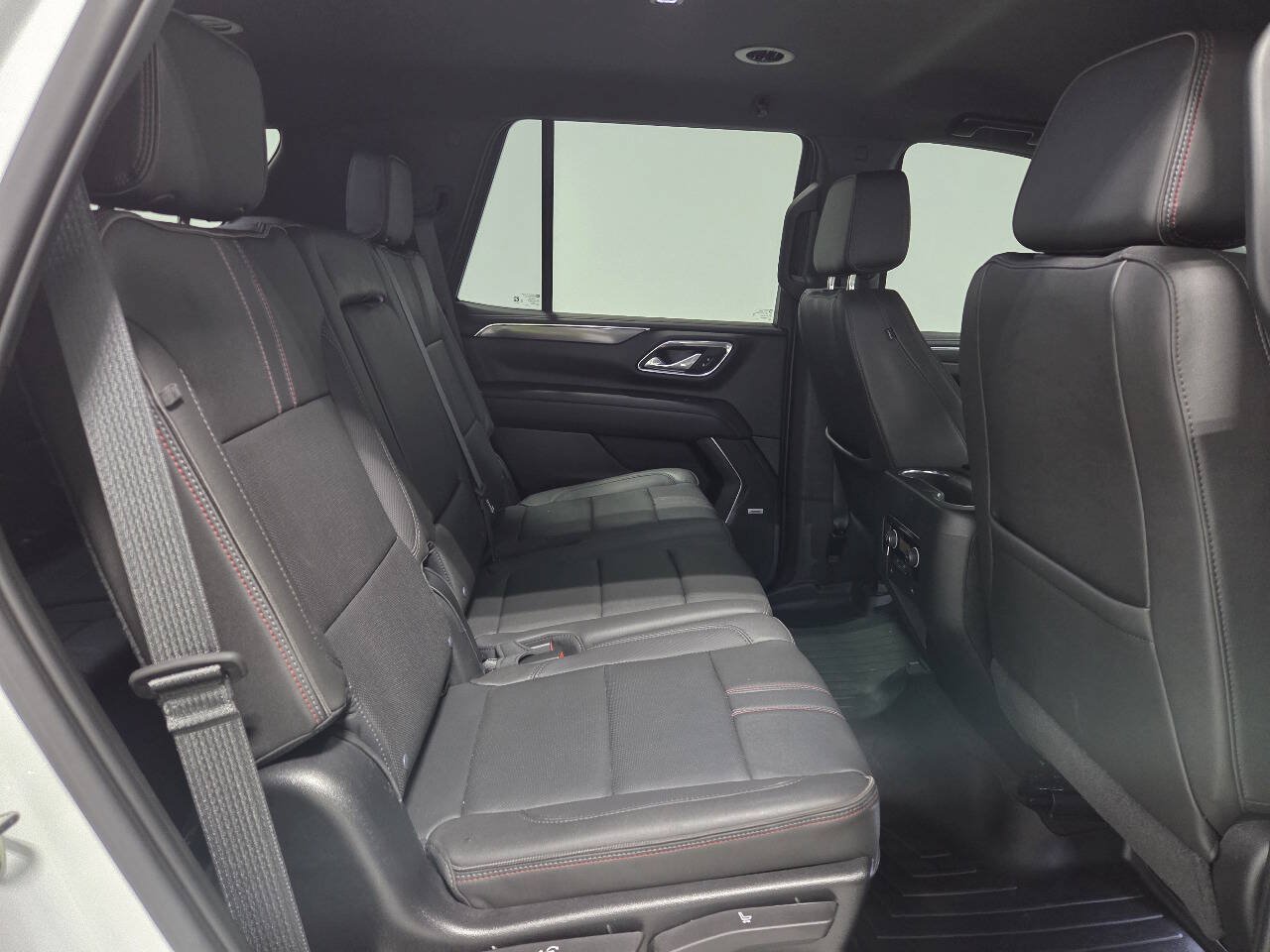 Used 2023 Chevrolet Tahoe RST AWD/4WD image 17