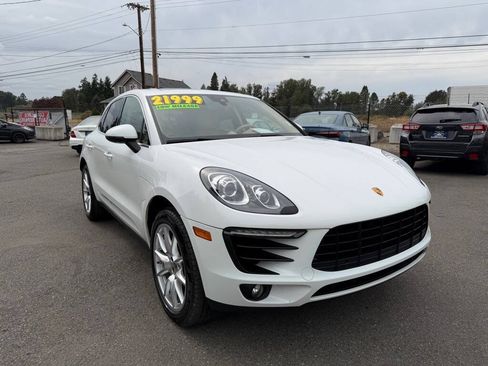 Used 2015 Porsche Macan S AWD/4WD image 28