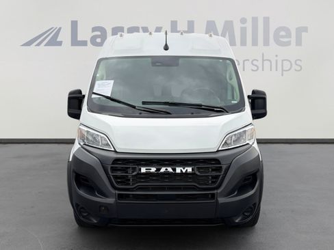 Used 2023 RAM ProMaster 2500 FWD image 8