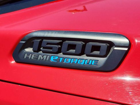 Used 2021 RAM 1500 Big Horn w/ Built-to-serve Edition AWD/4WD image 11