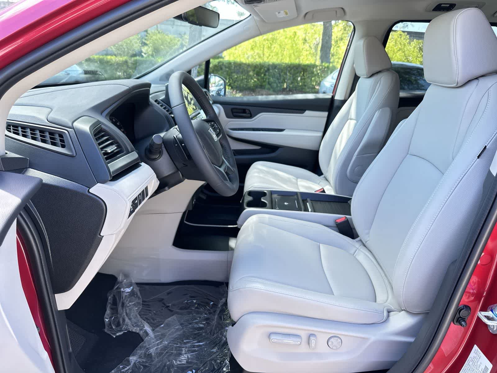 New 2026 Honda Odyssey EX-L image 13