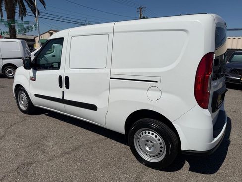 Used 2022 RAM ProMaster City Tradesman FWD image 9