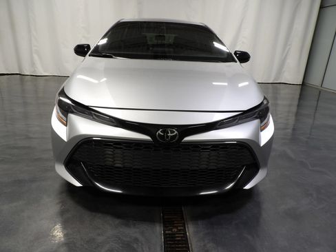Used 2021 Toyota Corolla SE FWD image 2