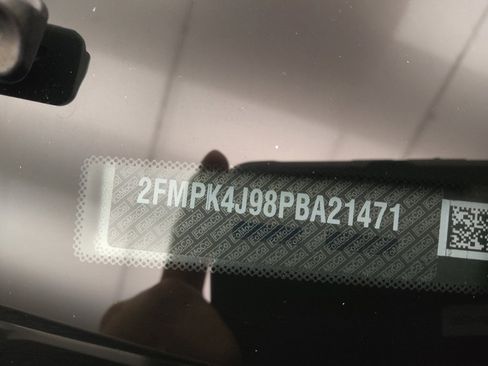 Used 2023 Ford Edge SEL image 33