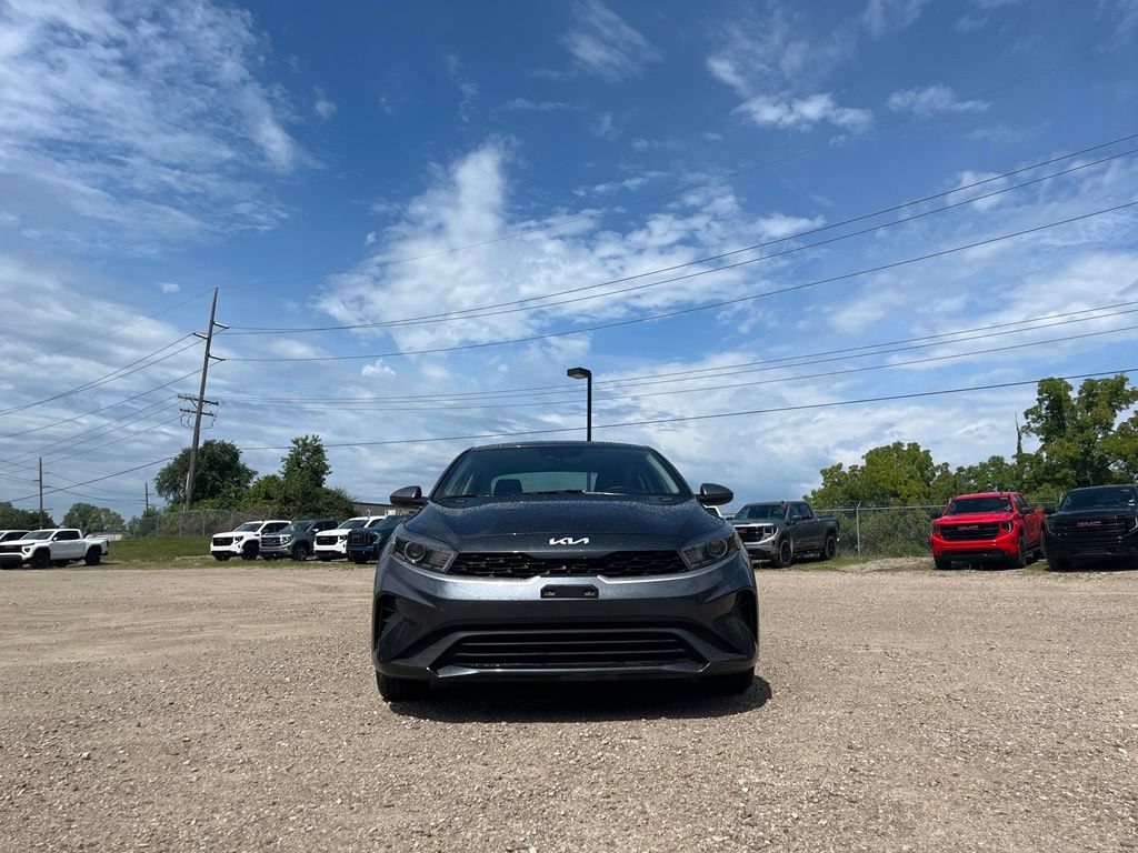 Used 2023 Kia Forte Sedan FWD image 4