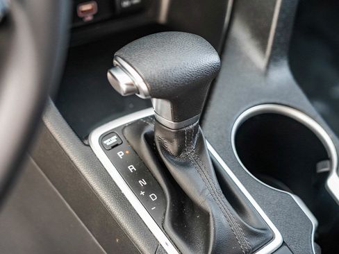 Used 2021 Kia Sportage S image 28