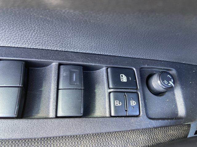 Used 2025 Toyota Corolla LE FWD image 43