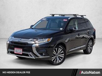 Used 2020 Mitsubishi Outlander SE FWD video 1