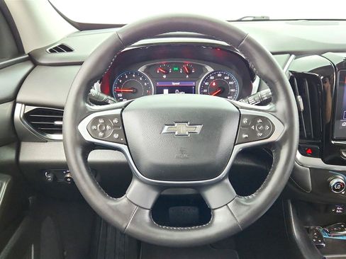Used 2021 Chevrolet Traverse RS FWD image 28