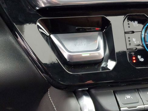 Used 2023 GMC Sierra 1500 Denali Ultimate image 16