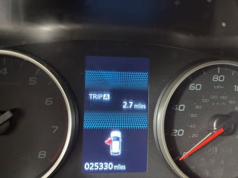 Used 2025 Mitsubishi Eclipse Cross SE AWD/4WD image 11