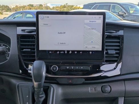 Used 2024 Ford Transit 350 XLT image 17