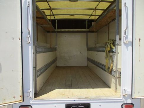 Used 2021 Chevrolet Express 3500 w/ Power Convenience Package RWD image 10