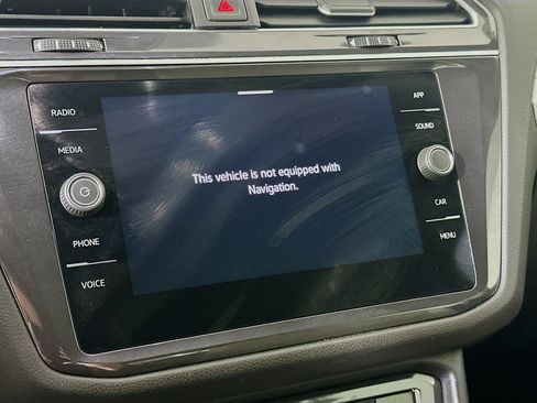 Used 2024 Volkswagen Tiguan S image 22