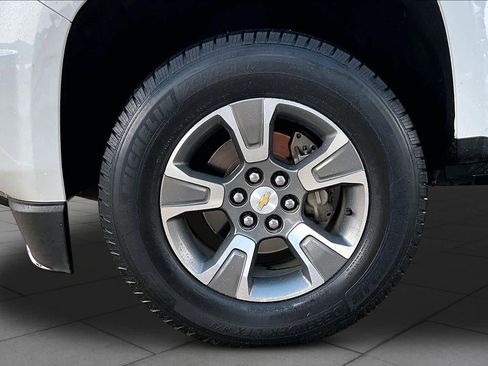Used 2016 Chevrolet Colorado Z71 RWD image 11