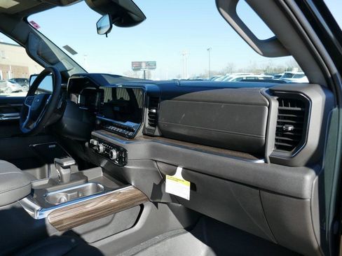 New 2026 Chevrolet Silverado 1500 LT Trail Boss w/ LT Trail Boss Premium Package image 11