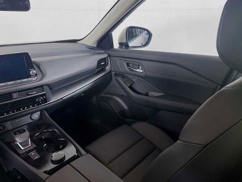 Certified 2026 Nissan Rogue SV w/ SV Premium Package image 23