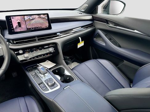 New 2026 INFINITI QX60 Sport w/ Dark Cargo Package image 25