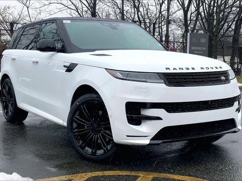 New 2026 Land Rover Range Rover Sport Dynamic SE image 2