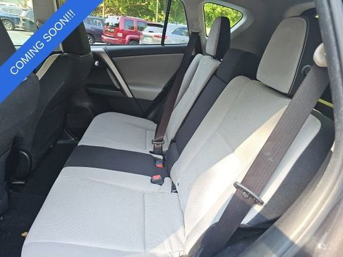 Used 2016 Toyota RAV4 XLE FWD image 14
