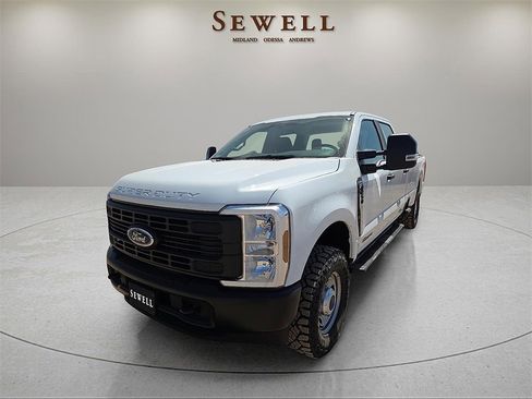 New 2026 Ford F250 XL w/ XL Off-Road Package image 1