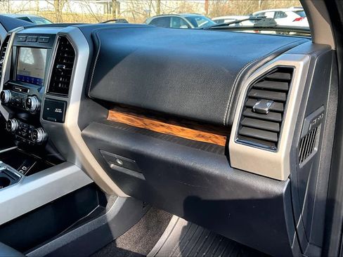 Used 2020 Ford F150 Lariat w/ Equipment Group 502A Luxury image 17