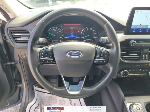 Used 2022 Ford Escape SEL AWD/4WD image 16