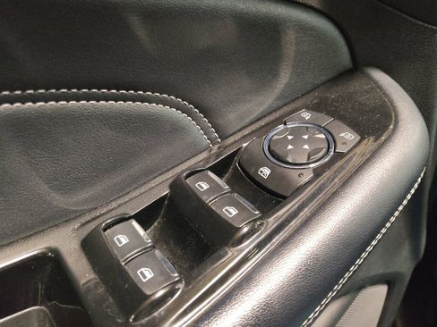 Used 2018 Ford Edge Titanium w/ Technology Package FWD image 27