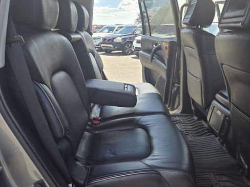 Used 2014 INFINITI QX80 4WD w/ Theater Package image 17