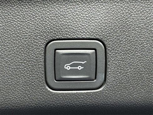 Used 2024 GMC Yukon Denali Ultimate image 15