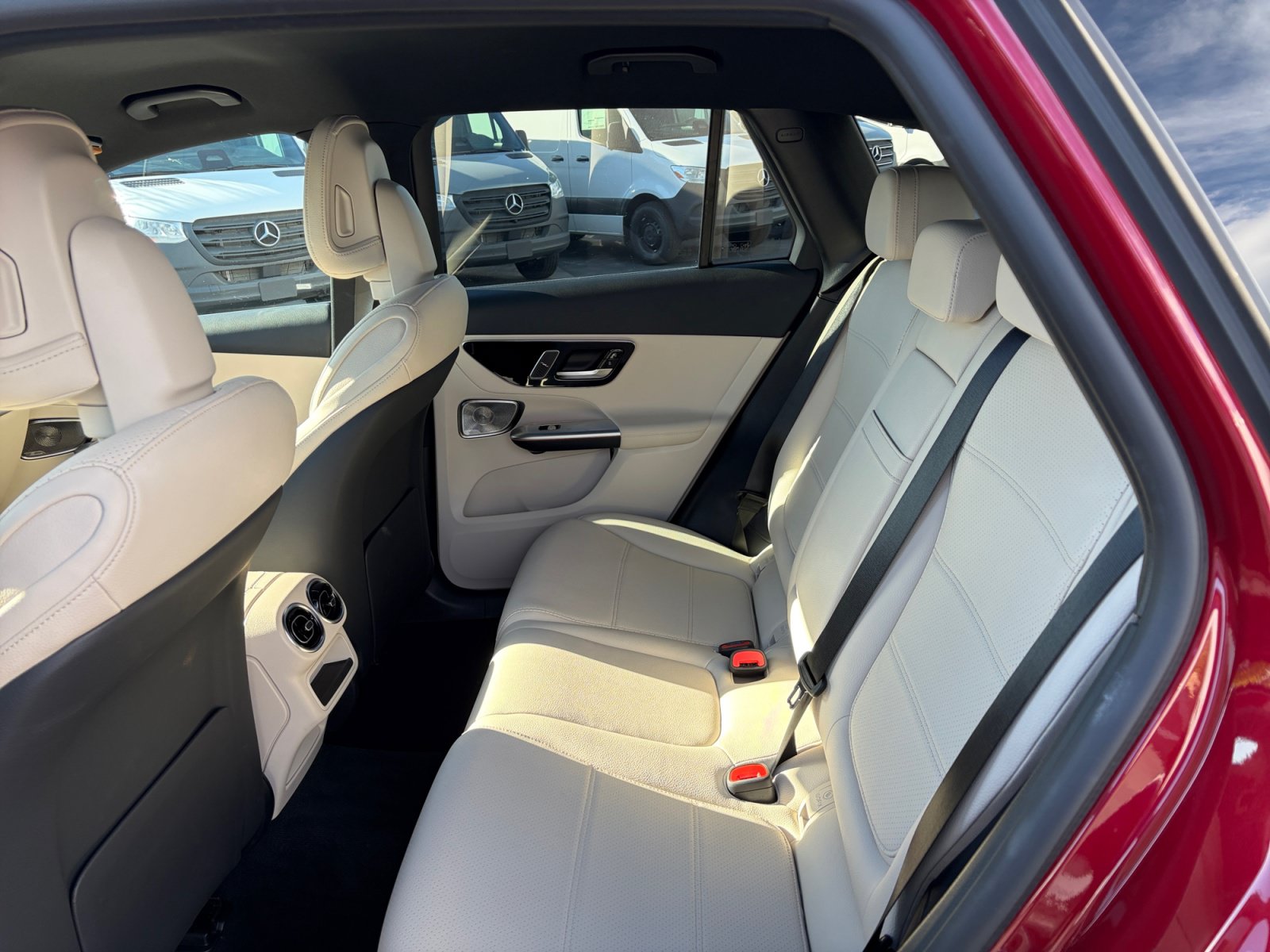 Certified 2026 Mercedes-Benz GLC 350e 4MATIC image 17