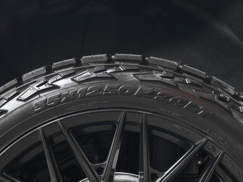 Used 2026 GMC Yukon XL Denali Ultimate AWD/4WD image 41