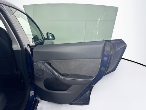 Used 2023 Tesla Model Y Long Range image 29
