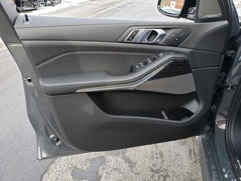 New 2026 BMW X5 M60i image 11