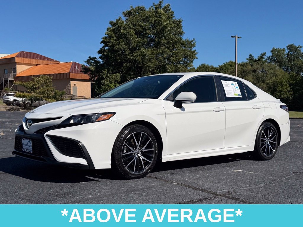 Used 2021 Toyota Camry SE w/ Audio Upgrade Package FWD image 3