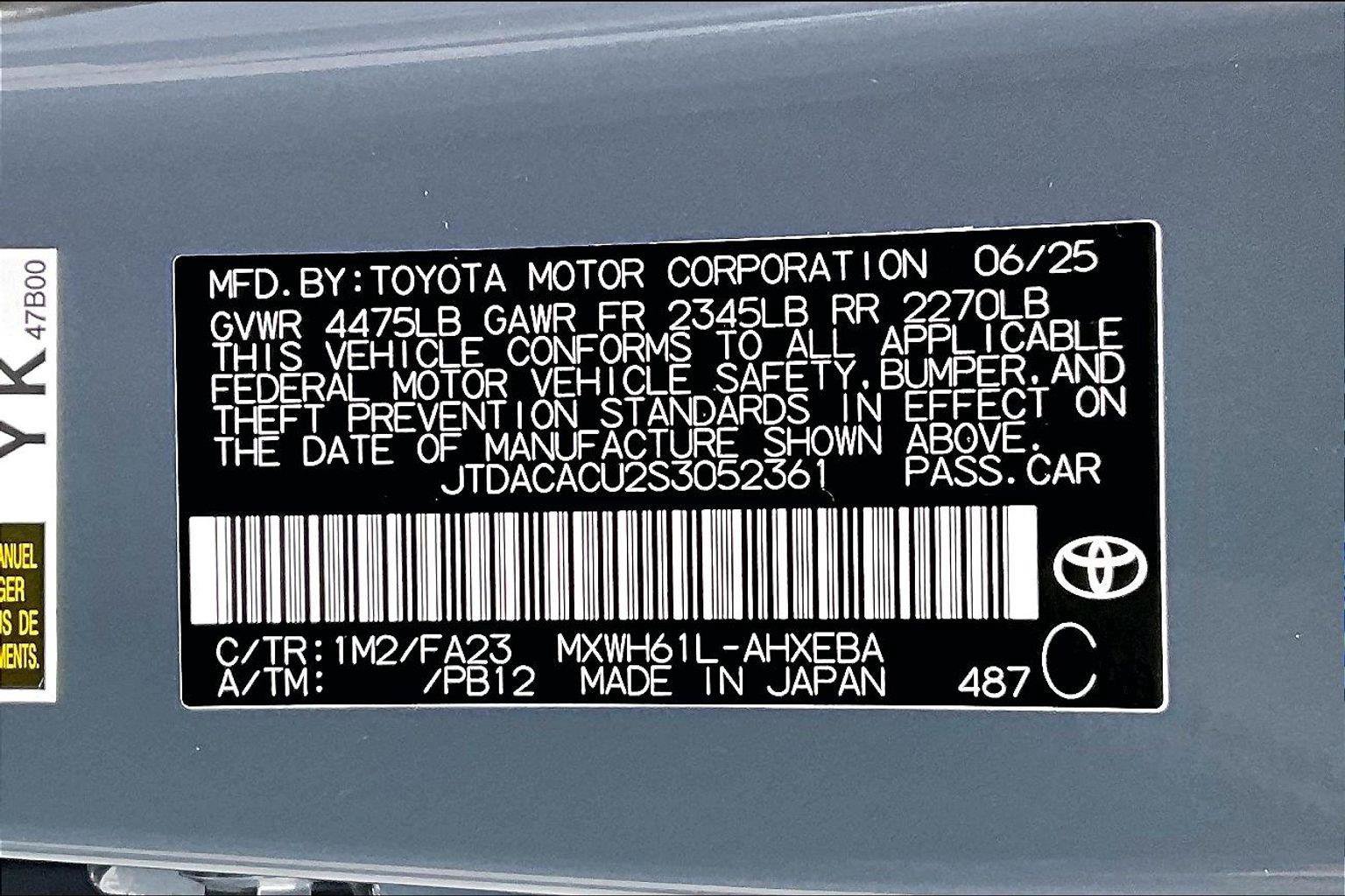 Used 2025 Toyota Prius Plug-In Hybrid FWD image 19