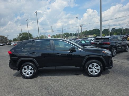 Used 2025 Toyota RAV4 LE FWD image 3