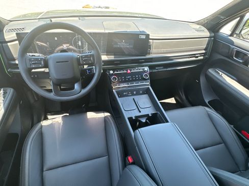 New 2024 Hyundai Santa Fe Calligraphy FWD image 30