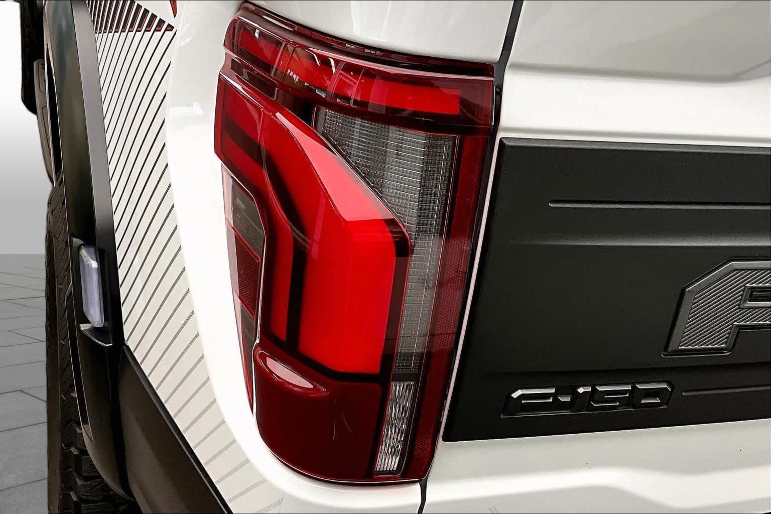 Used 2025 Ford F150 Raptor AWD/4WD image 55