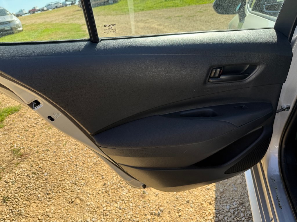 Used 2024 Toyota Corolla LE FWD image 33
