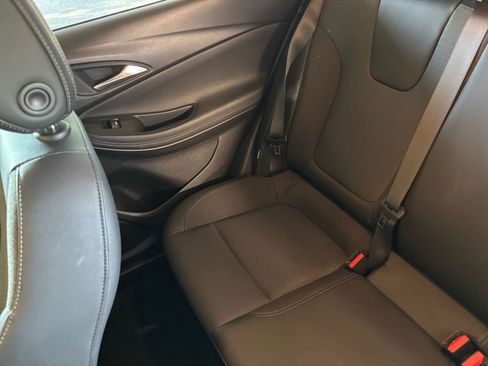 Used 2025 Buick Encore GX Preferred FWD image 37