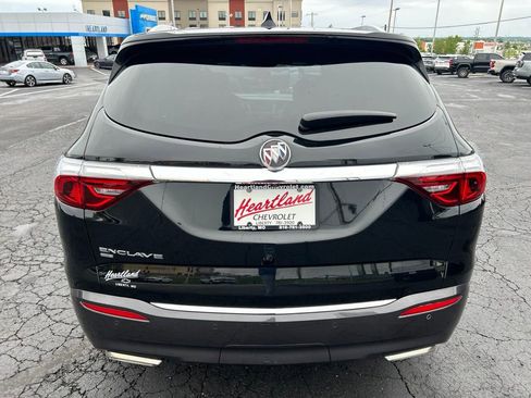 Used 2023 Buick Enclave Essence AWD/4WD image 6