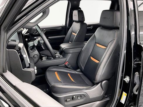 Used 2024 GMC Sierra 1500 AT4 w/ Technology Package image 26