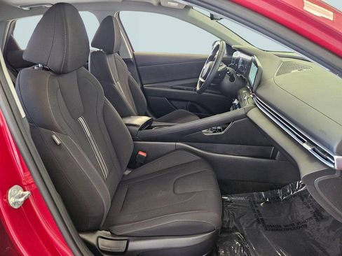 Certified 2024 Hyundai Elantra SEL w/ Convenience Package FWD image 29