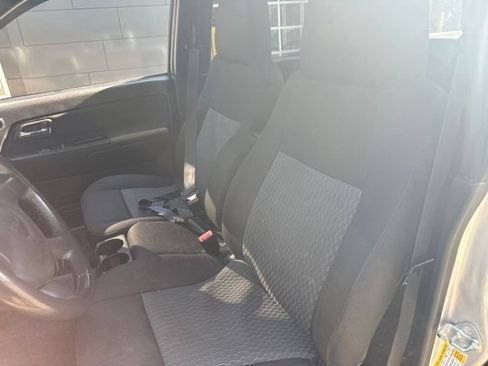 Used 2011 GMC Canyon SLE AWD/4WD image 16