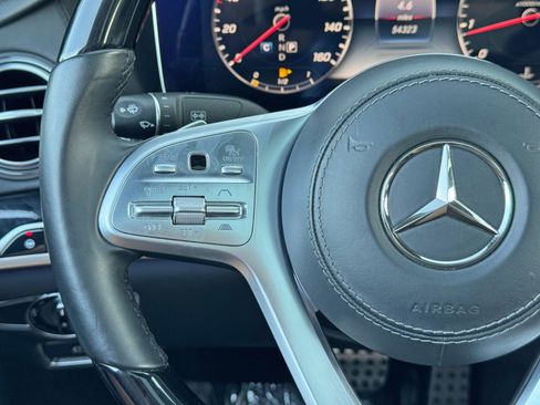 Used 2018 Mercedes-Benz S 560 Sedan w/ AMG Line Exterior image 21