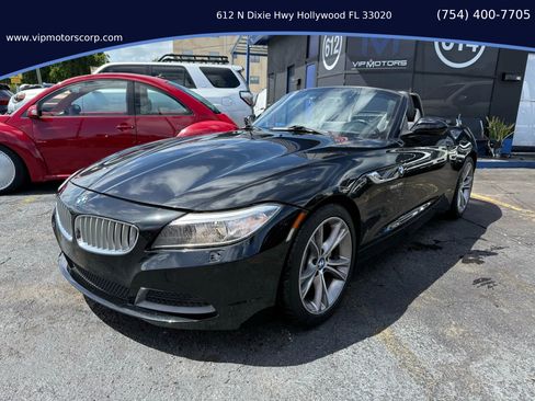 Used 2014 BMW Z4 sDrive35i image 1